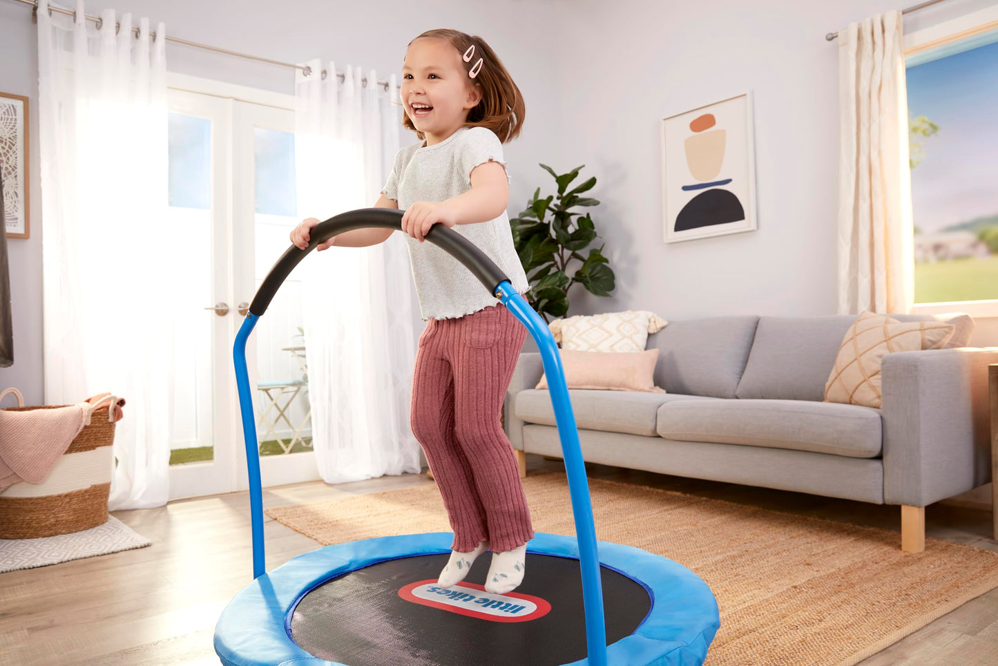 Little Tikes Kindertrampolin – 90 cm Indoor-Trampolin mit Haltegriff
